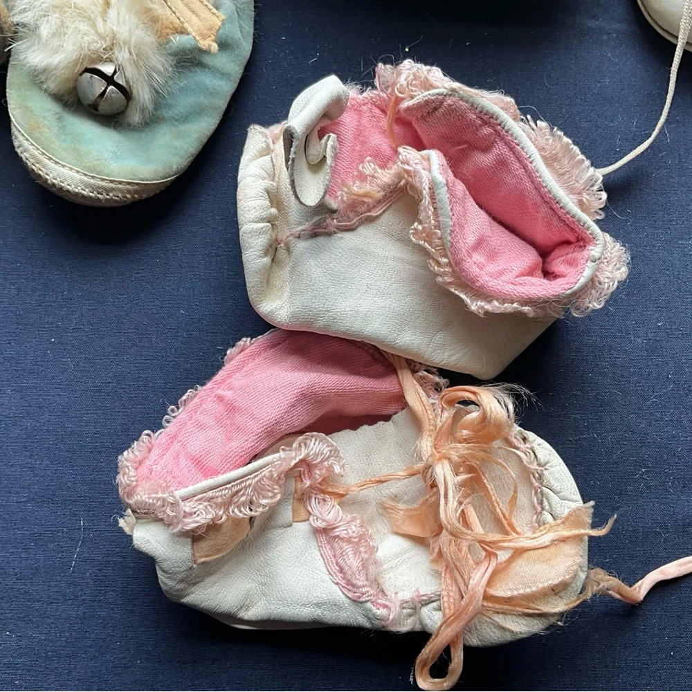 Vintage Lot of 4 Pairs Infant Shoes Leather Crochet